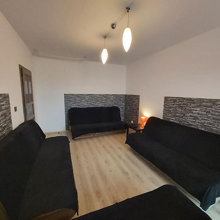 2060 Zwyciestwa 5G - Tanie Pokoje W Apartamencie - Samodzielne Zameldowanie - Self Check In Poznan Exterior photo