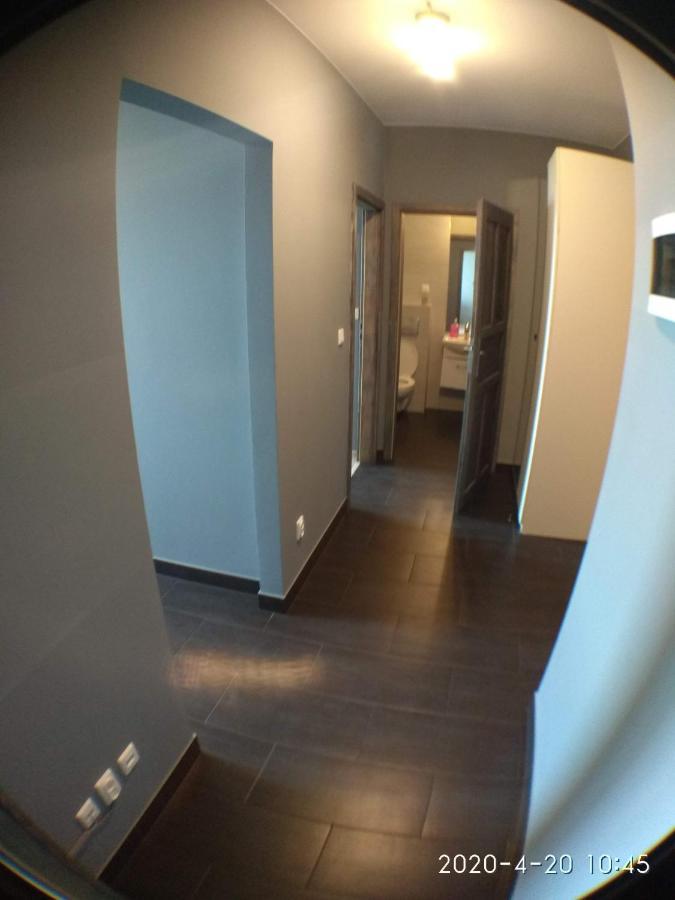 2060 Zwyciestwa 5G - Tanie Pokoje W Apartamencie - Samodzielne Zameldowanie - Self Check In Poznan Exterior photo