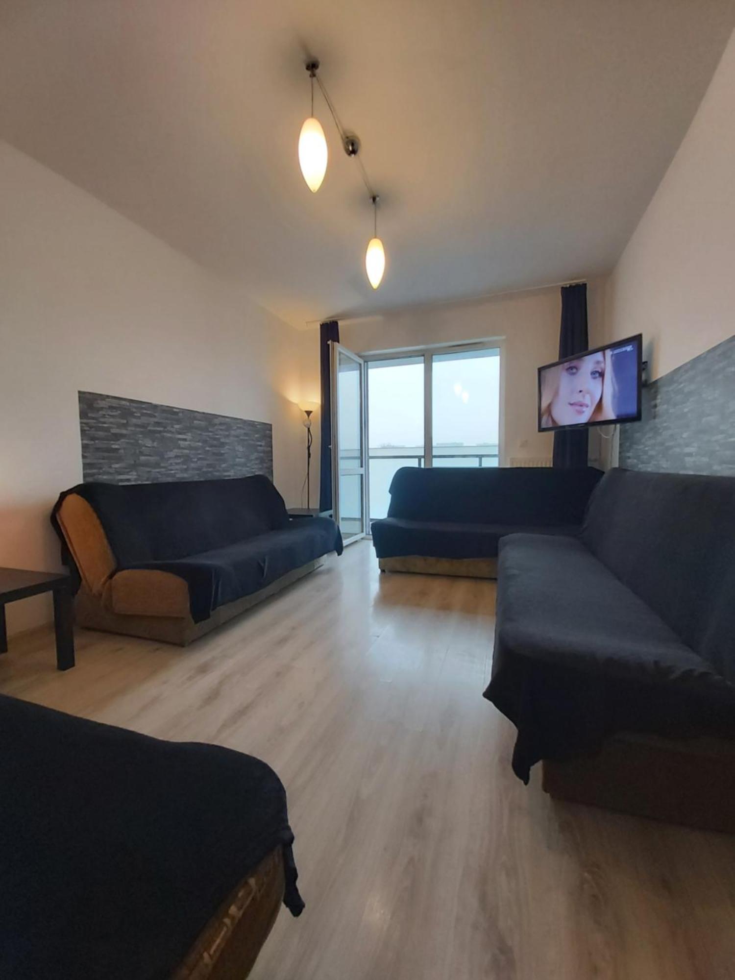 2060 Zwyciestwa 5G - Tanie Pokoje W Apartamencie - Samodzielne Zameldowanie - Self Check In Poznan Exterior photo